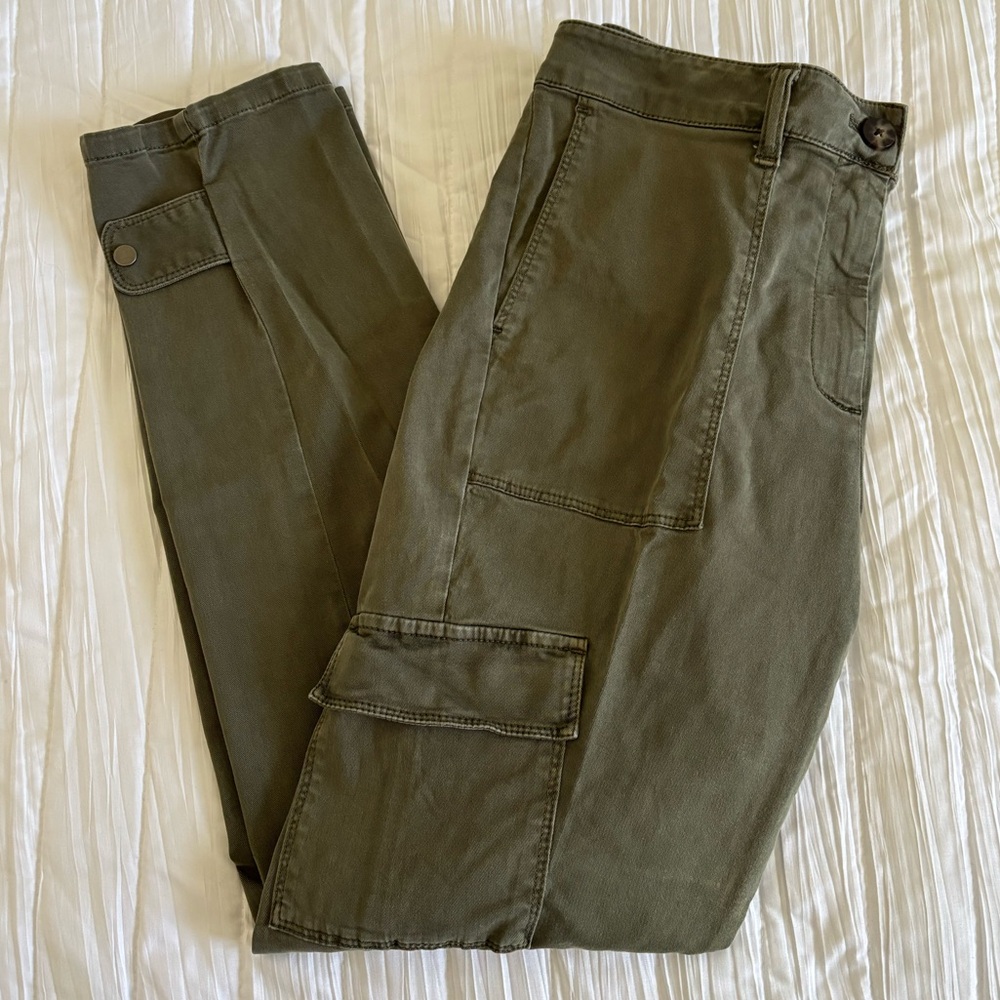 J Jill Cargo Olive Cargo Pocket Casual Pants Size 8 98% Cotton 2% Spandex